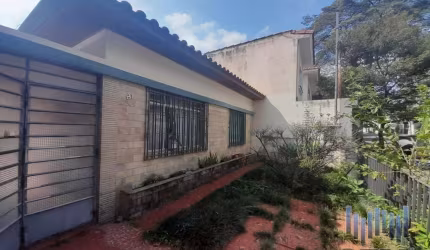 Casa para venda em Planalto Paulista de 143.00m² com 2 Quartos e 6 Garagens