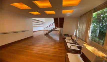 Cobertura para venda em Lagoa de 370.00m² com 1 Quarto, 1 Suite e 1 Garagem