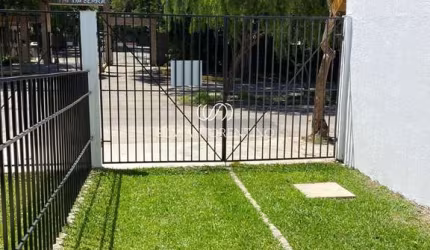 Casa para venda em Quiririm de 120.00m² com 3 Quartos, 1 Suite e 2 Garagens