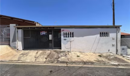 Casa para venda em Jardim Santana de 197.00m² com 3 Quartos, 1 Suite e 3 Garagens
