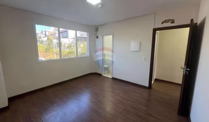 Sala Comercial para venda em Arujá Country Club de 52.80m² com 1 Garagem