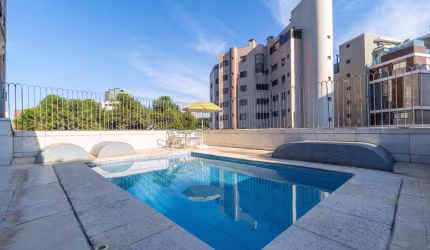 Cobertura para venda em Bigorrilho de 234.00m² com 4 Quartos, 1 Suite e 3 Garagens