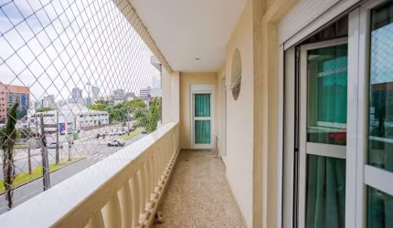 Apartamento para venda em Batel de 380.00m² com 4 Quartos, 4 Suites e 4 Garagens