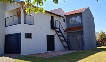 Casa para venda em Marilena de 90.00m² com 2 Quartos, 1 Suite e 3 Garagens