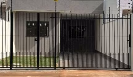 Casa para venda em Jardim Universal de 75.00m² com 3 Quartos, 1 Suite e 2 Garagens