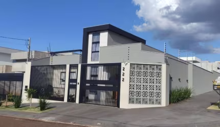 Casa para venda em Jardim Munique de 170.00m² com 3 Quartos, 1 Suite e 5 Garagens