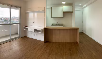Apartamento para venda em Vila Palmares de 44.00m² com 2 Quartos e 2 Garagens