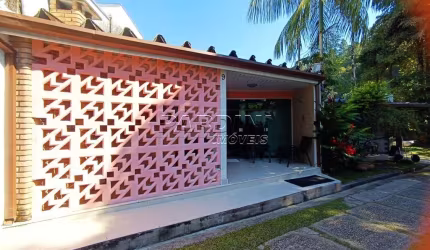 Casa para venda em Saco Da Ribeira de 43.00m² com 2 Quartos, 1 Suite e 1 Garagem