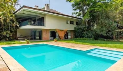 Casa para venda em Parque Silvino Pereira de 721.04m² com 6 Quartos, 2 Suites e 9 Garagens