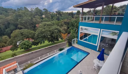 Casa para venda em Granja Caiapiá de 376.00m² com 3 Quartos, 1 Suite e 4 Garagens