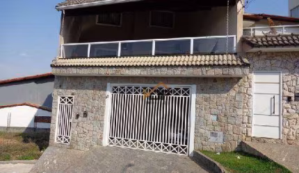 Casa para venda em Serpa de 252.00m² com 4 Quartos e 2 Garagens