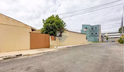Casa para venda em Ipê de 288.00m² com 3 Quartos e 3 Garagens