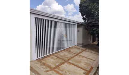 Casa para venda em Parque Residencial Lauriano Tebar de 120.00m² com 3 Quartos e 2 Garagens