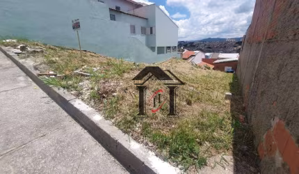 Terreno para venda em Jardim Itália de 250.00m²