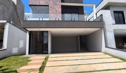 Casa para venda em Residencial Mosaico de 235.00m² com 3 Quartos, 3 Suites e 4 Garagens