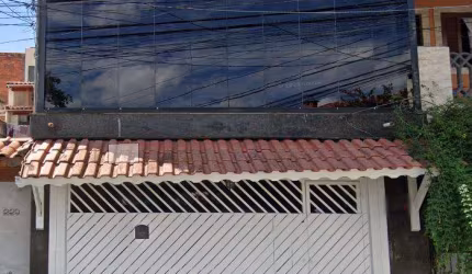 Sobrado para venda em Vila Curuçá de 200.00m² com 3 Quartos, 1 Suite e 2 Garagens