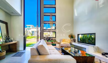 Casa para venda em Santa Isabel de 360.00m² com 4 Quartos, 4 Suites e 4 Garagens