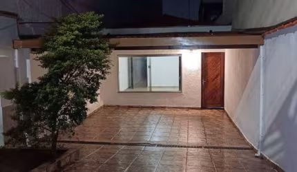 Casa para venda em Santa Maria de 250.00m² com 2 Quartos, 1 Suite e 3 Garagens