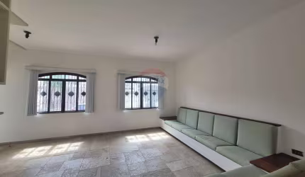 Casa para venda em Nova Piracicaba de 312.40m² com 5 Quartos, 4 Suites e 6 Garagens