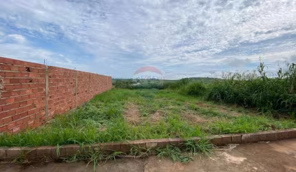 Terreno para venda em Recreio Anhangüera de 253.00m² com 2 Garagens