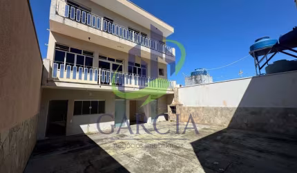 Galpão / Depósito / Armazém para alugar em Vila Júlia de 300.00m² com 1 Garagem