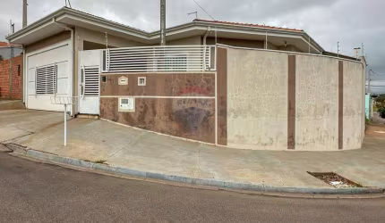 Casa para venda em Jardim Itamarati de 120.00m² com 3 Quartos, 1 Suite e 2 Garagens