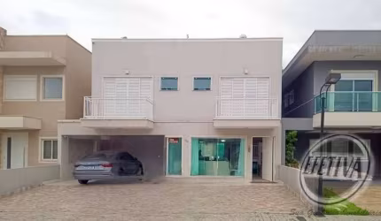 Casa para venda em Matinhos de 243.00m² com 4 Quartos, 3 Suites e 2 Garagens