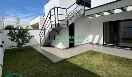Casa de Condomínio para venda em JACARÉ de 250.00m² com 3 Quartos, 1 Suite e 2 Garagens
