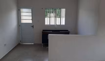 Casa para venda em Vila São Paulo de 64.00m² com 2 Quartos, 1 Suite e 1 Garagem