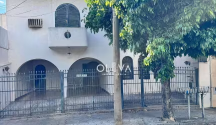 Sobrado para venda em Vila Bom Jesus de 350.00m² com 3 Quartos