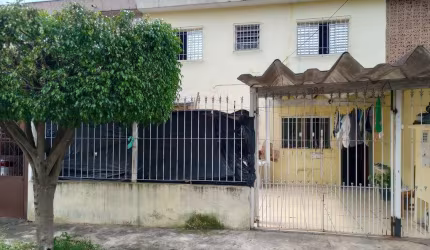 Sobrado para venda em Vila Clara de 65.00m² com 2 Quartos e 2 Garagens