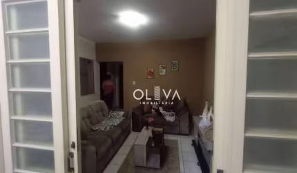 Casa para venda em Jardim Maria Lúcia de 240.00m² com 4 Quartos e 1 Garagem