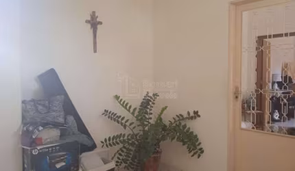 Casa para venda em Centro de 194.00m² com 2 Quartos e 1 Garagem