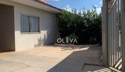 Casa para venda em Jardim Santa Rosa Ii de 190.00m² com 3 Quartos, 1 Suite e 4 Garagens