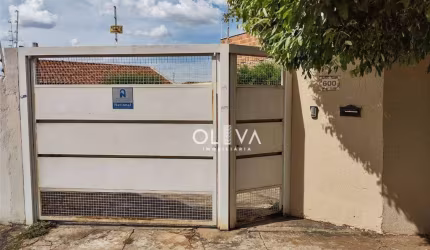 Casa para venda em Residencial Ana Célia de 110.00m² com 3 Quartos, 1 Suite e 2 Garagens