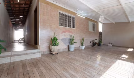 Casa para venda em Jardim São Jorge de 165.00m² com 3 Quartos e 1 Suite