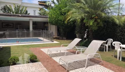 Casa para venda em Alphaville Residencial Dois de 500.00m² com 4 Quartos, 4 Suites e 4 Garagens