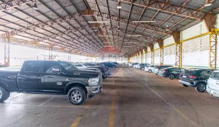 Galpão / Depósito / Armazém para venda em Jardim Jóquei Clube de 6000.00m² com 160 Garagens