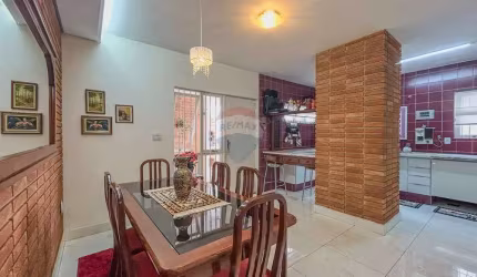 Casa para venda em Saúde de 174.96m² com 3 Quartos, 1 Suite e 2 Garagens