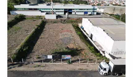 Lote / Terreno para venda em São Luiz de 1776.00m²