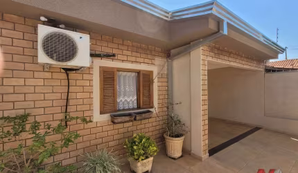 Casa para venda em Conjunto Habitacional São José Do Rio Preto de 110.00m² com 2 Quartos, 1 Suite e 2 Garagens