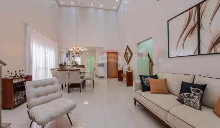 Casa para venda em Jardim Terras De Carolina de 210.00m² com 3 Quartos, 1 Suite e 2 Garagens
