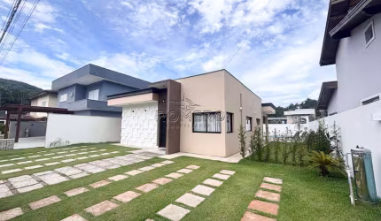Casa para venda em Lagoinha de 140.00m² com 3 Quartos, 1 Suite e 5 Garagens