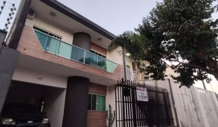 Sobrado para venda em Jardim Santa Alice de 200.00m² com 4 Quartos