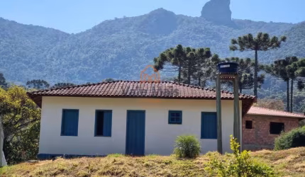 Fazenda / Sítio para venda em Engenho Da Serra de 220.00m² com 5 Quartos e 12 Garagens
