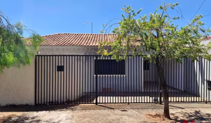 Casa para venda em Parque Residencial Romano Calil de 143.00m² com 2 Quartos e 1 Garagem