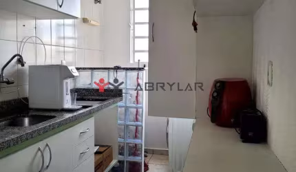 Apartamento para alugar em Vila Nambi de 45.00m² com 2 Quartos e 1 Garagem