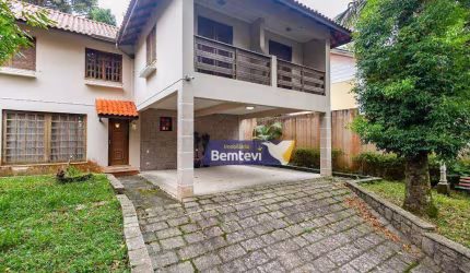 Casa para venda em Barreirinha de 324.00m² com 4 Quartos, 1 Suite e 4 Garagens