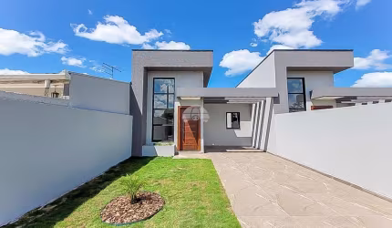 Casa para venda em Guaraituba de 60.00m² com 2 Quartos, 1 Suite e 2 Garagens