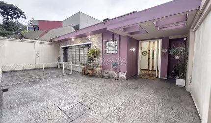 Casa para venda em Mercês de 257.00m² com 4 Quartos, 2 Suites e 6 Garagens